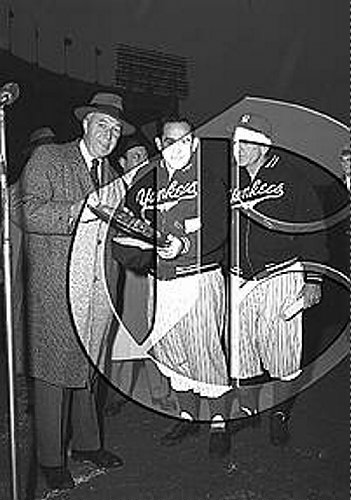 Ford Frick, Yogi Berra and Casey Stengel56N0236